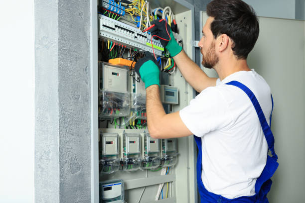 Best Emergency Electrical Repair  in Centerville, MN